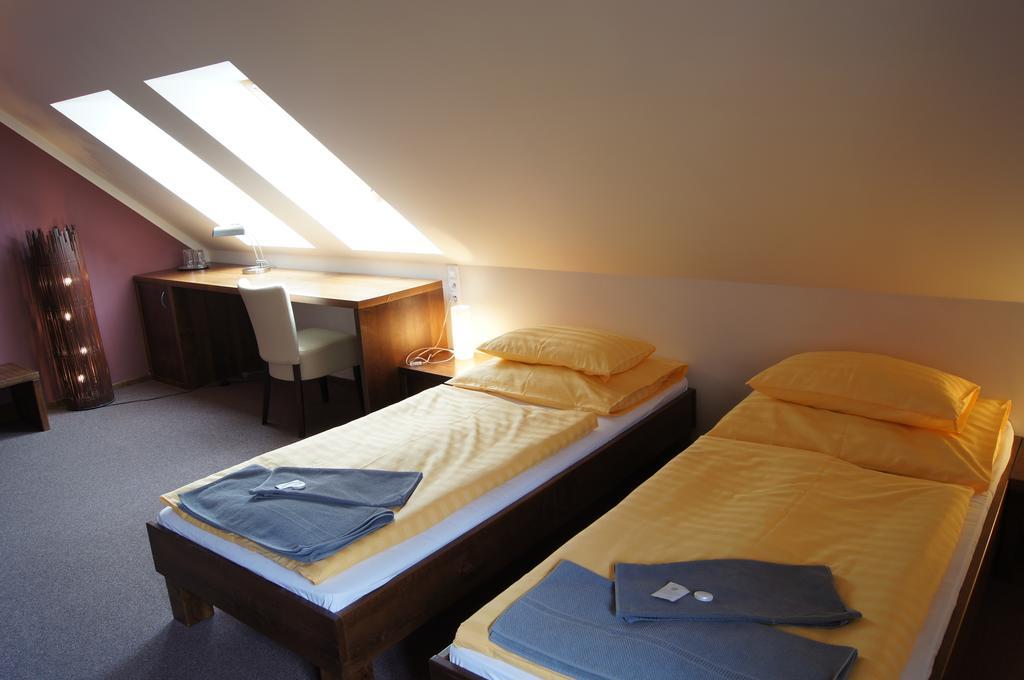 Pension Inspirace A Wellness Self Check-In Kolín 외부 사진